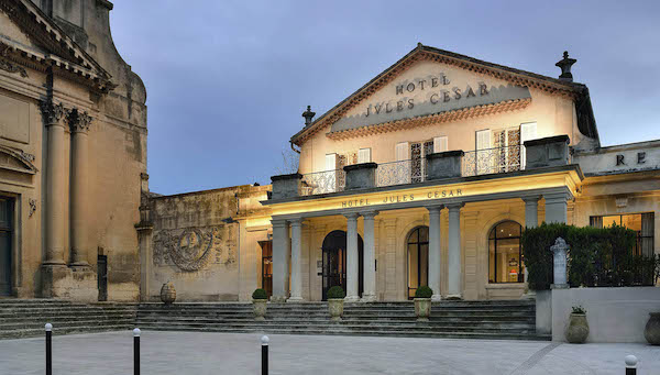 Hébergement dans un hôtel de luxe à Arles en Camargue