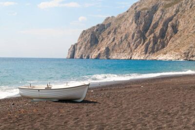 Plage à Santorin