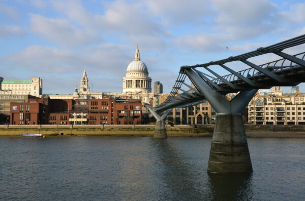 cathedrale saint paul millenium bridge