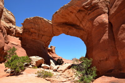 broken arch utah