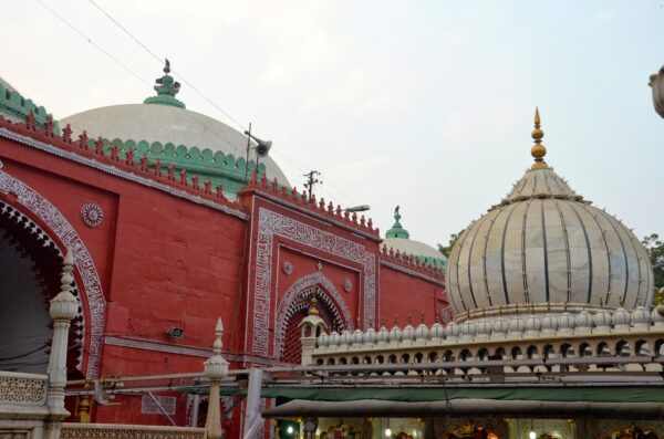 dargah nizamuddin delhi