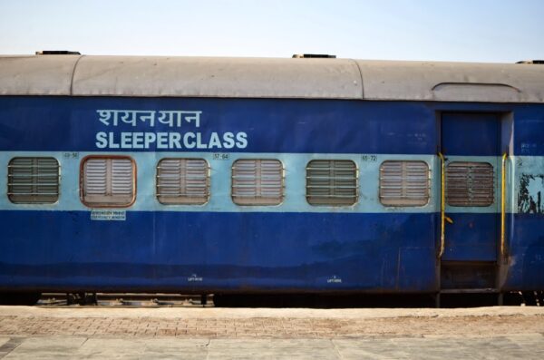 train inde sleeper class