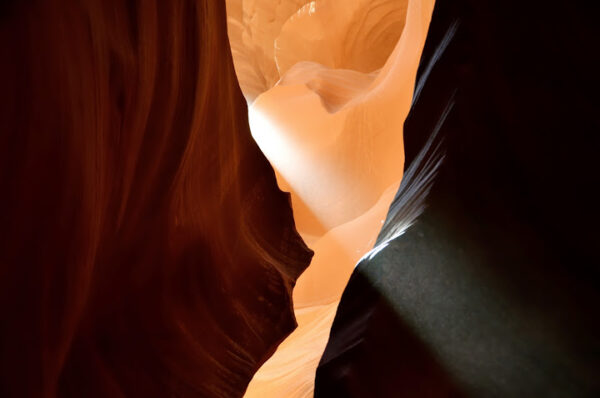 rayon-soleil-lower-antelope-canyon