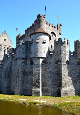 Château médiéval (Gravensteen) à Gand