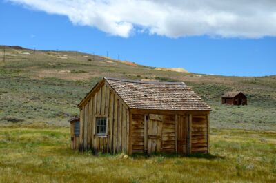 Maison reculée à Bodie