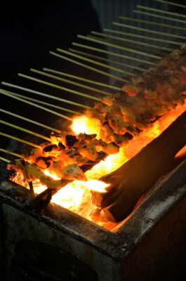 Ayam sate au night market de Kampung Bharu