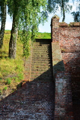 Escalier dans la citadelle de Lille