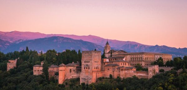 Coucher de soleil sur l'Alhambra de Grenade