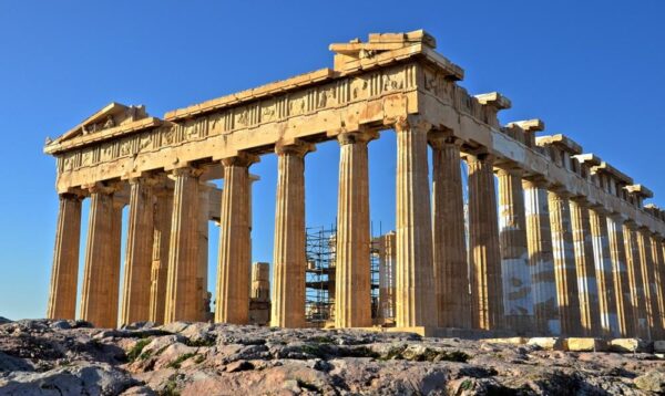 Parthénon sur l'Acropole d'Athènes