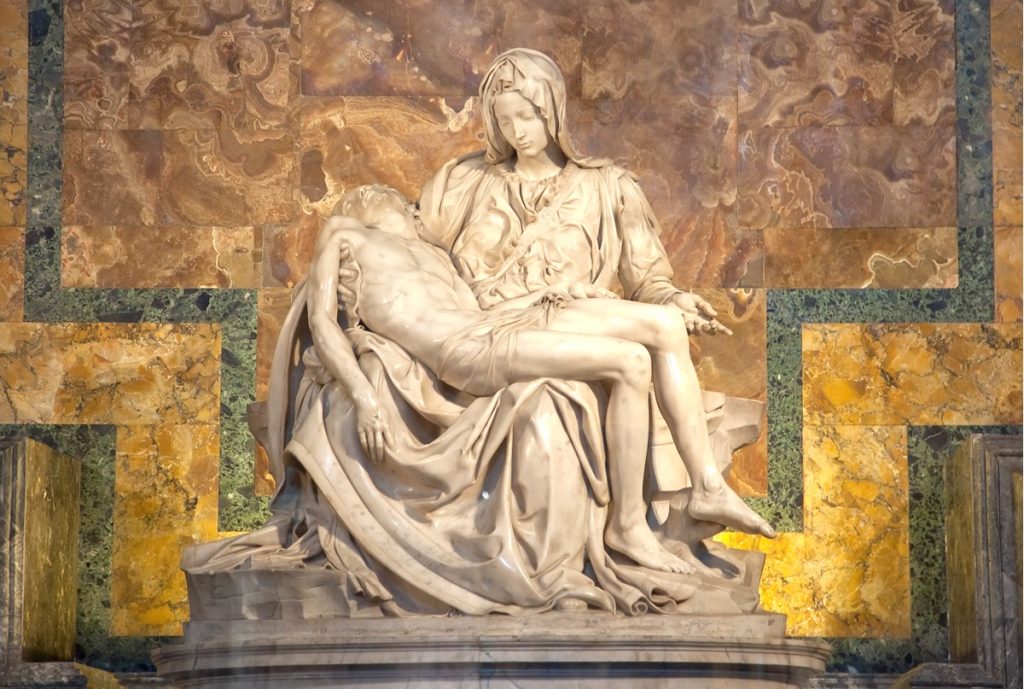 Visiter Vatican : la pietà de Michel Ange