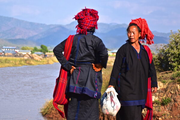 Femmes Pa O en Birmanie