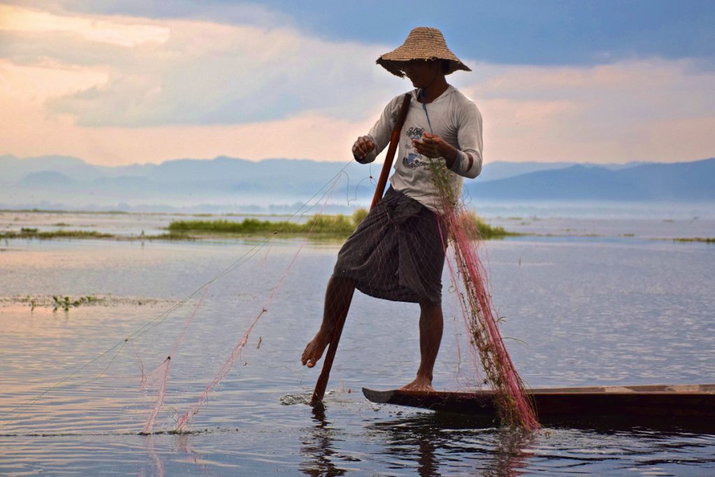 Pêcheur sur le lac Inle