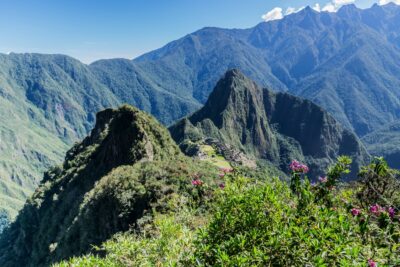 Chemin de l'ascension de la montagne Machu Picchu