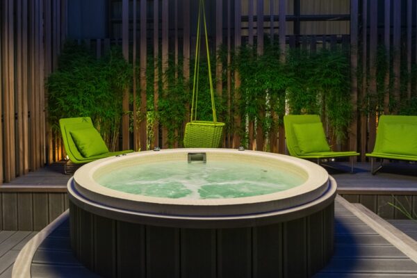 Jacuzzi en terrasse