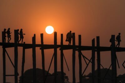 Coucher de soleil sur le pont U Bein