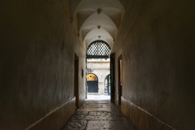 Entrée d'un immeuble du Vieux Lyon