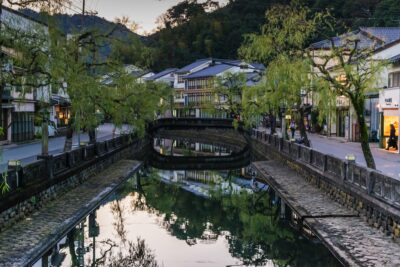 Fin de journée dans le centre de Kinosaki