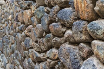 Mur en pierre à Ollantaytambo