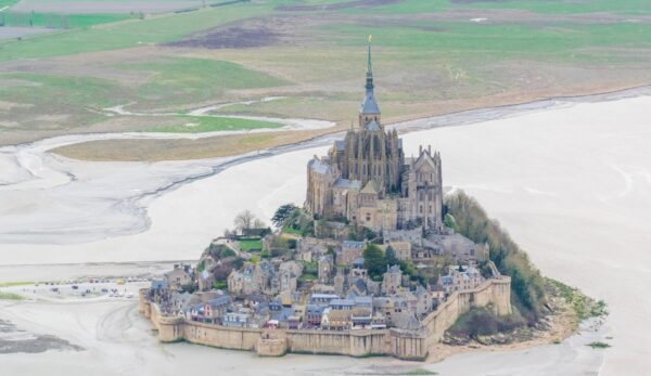 Survol du Mont-Saint-Michel en ULM