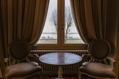 Vue sur la Seine depuis une chambre