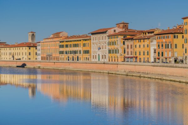 Rives de l'Arno à Pise