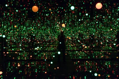 Gleaming lights of the souls par Yayoi Kusama