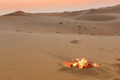 Feu dans le déset de Liwa aux UAE