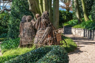 Sculptures en bambou dans les jardins d'Etretat