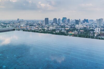 Infinity pool au 27ème étage du 137 Pillars de Bangkok
