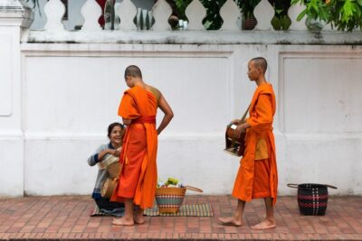 Aumône à Luang Prabang