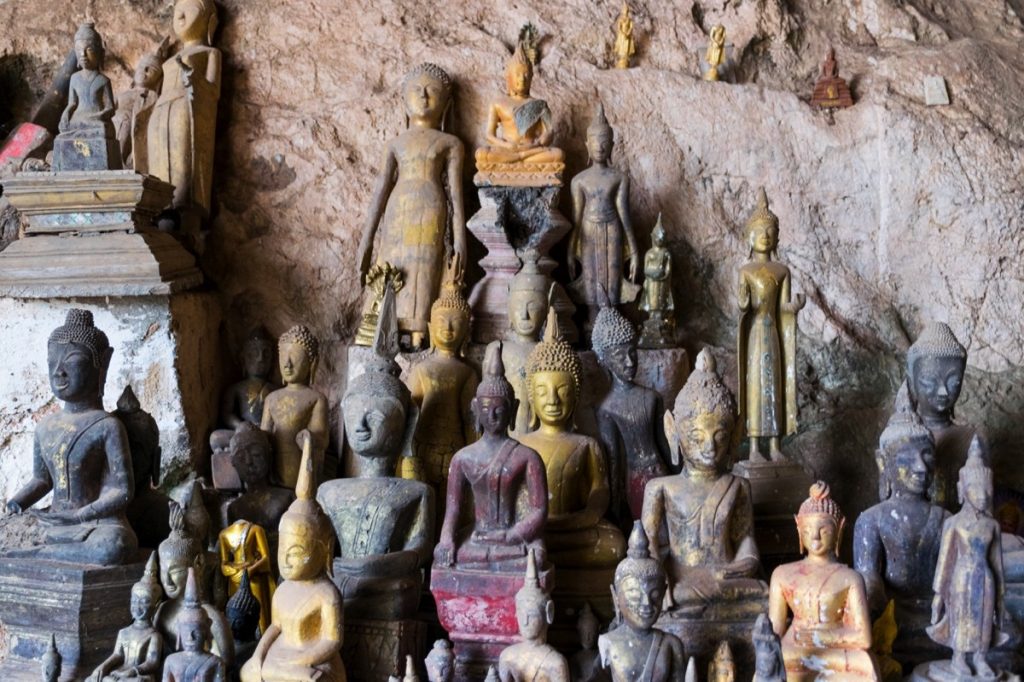 Pak Ou Caves au Laos