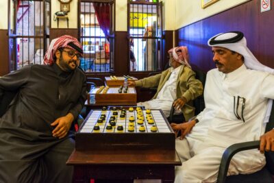 Joueurs de dame au souk al Waqif