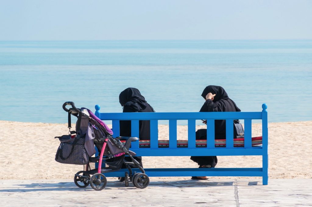 Face à la mer à Al Wakrah