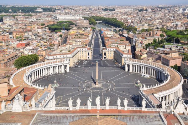 Place Saint Pierre au Vatican à Rome