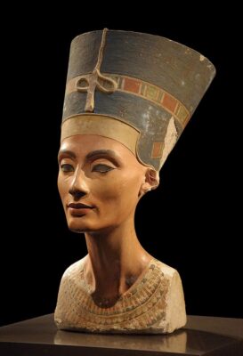 Buste de Néfertiti au Neues Museum de Berlin