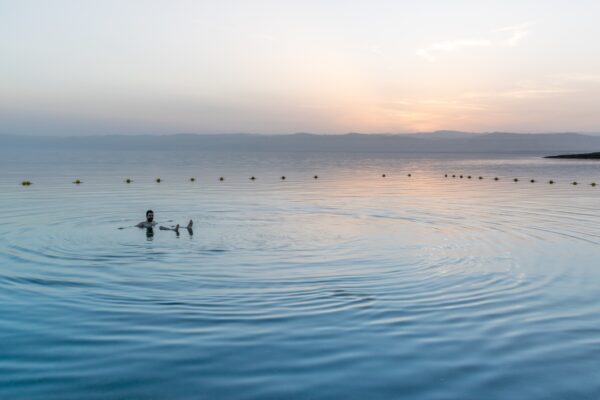 Voyage Jordanie : coucher de soleil sur la Mer Morte