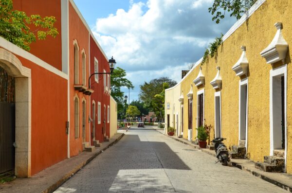 Ville coloniale dans le Yucatan au Mexique