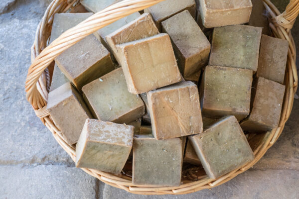 Savon dans un souq de Tripoli au Liban