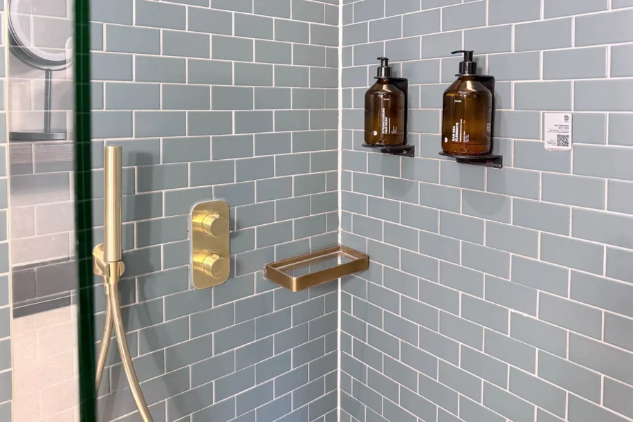 Salle de bain de l'hôtel AMANO Covent Garden