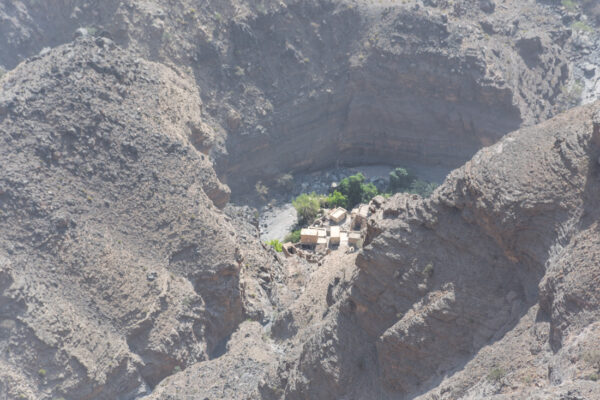 Village An Nakhr au fond du Wadi Ghul