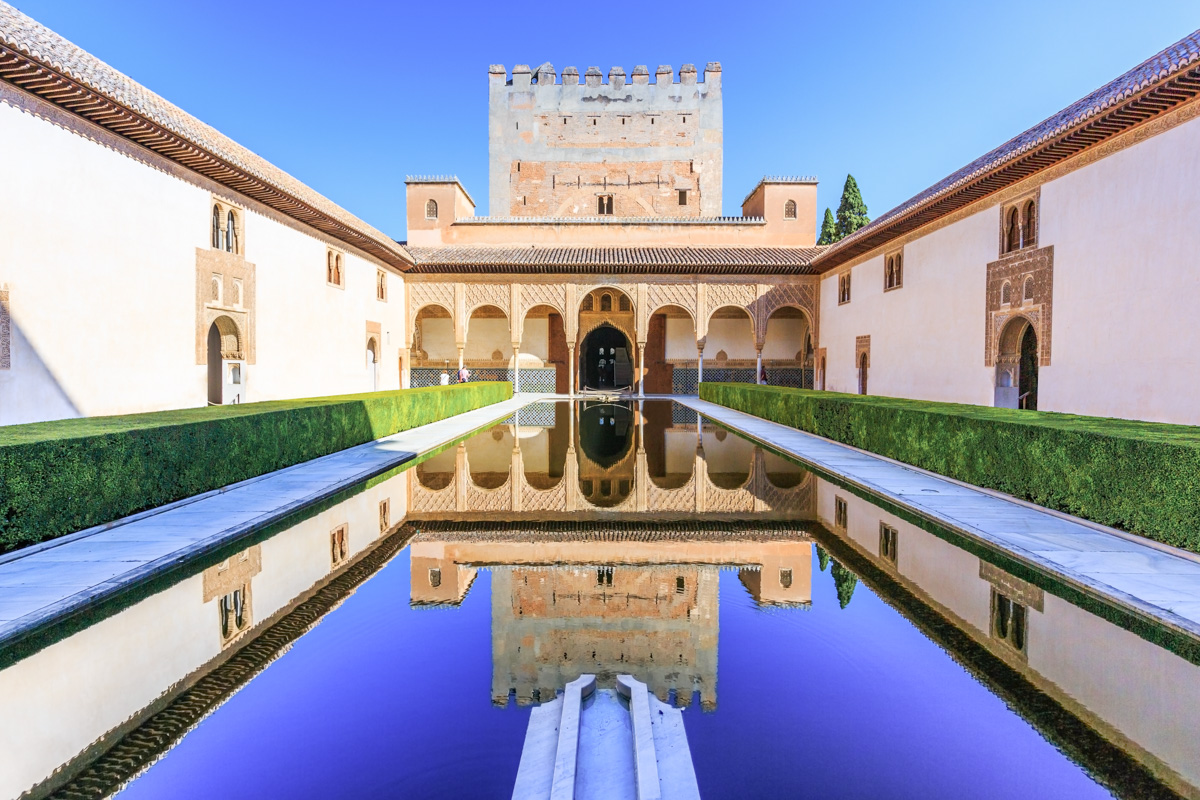 Ce qu'il faut voir au palais d'Alhambra de Grenade - Hellotickets