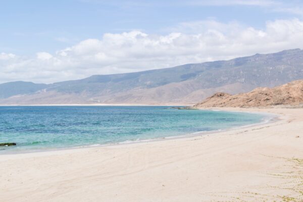 Plage de Mirbat dans le Dhofar