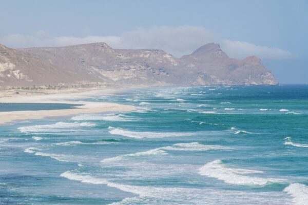 Plage de Mughsayl dans le Dhofar