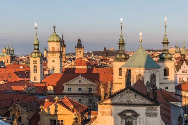 Clochers des églises de Prague