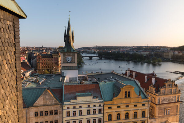 Panorama sur Prague depuis une tour du pont Charles