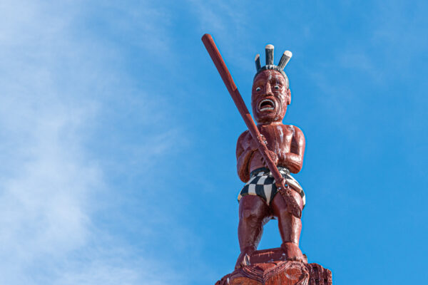 Statue maorie à Rotorua