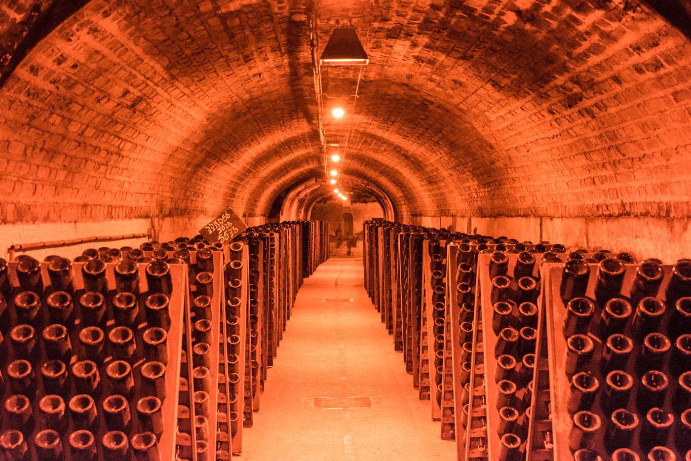 visit champagne caves epernay