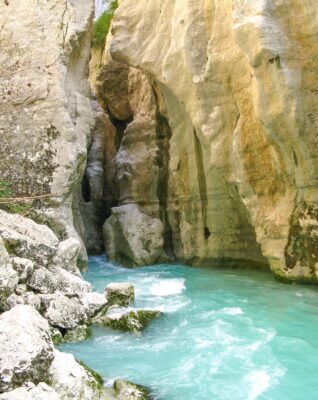 Faire du canyoning dans les gorges du Verdon