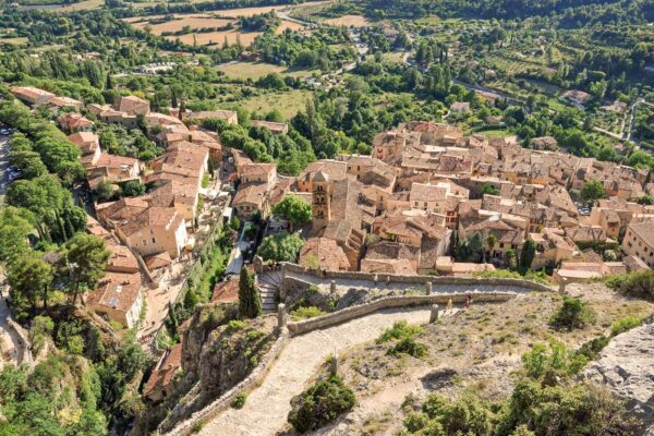 Panorama sur Moustiers-Sainte-Marie