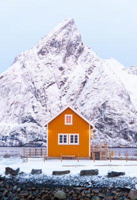 Sakrisøy dans les Lofoten